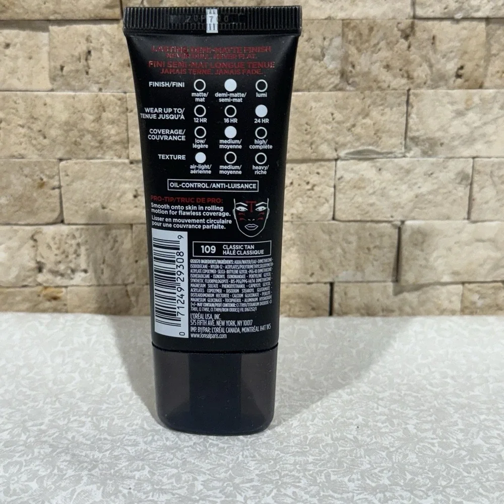 L'Oréal Paris Infallible Pro-Matte Foundation, #109‎ Classic Tan 1 Fl Oz Sealed